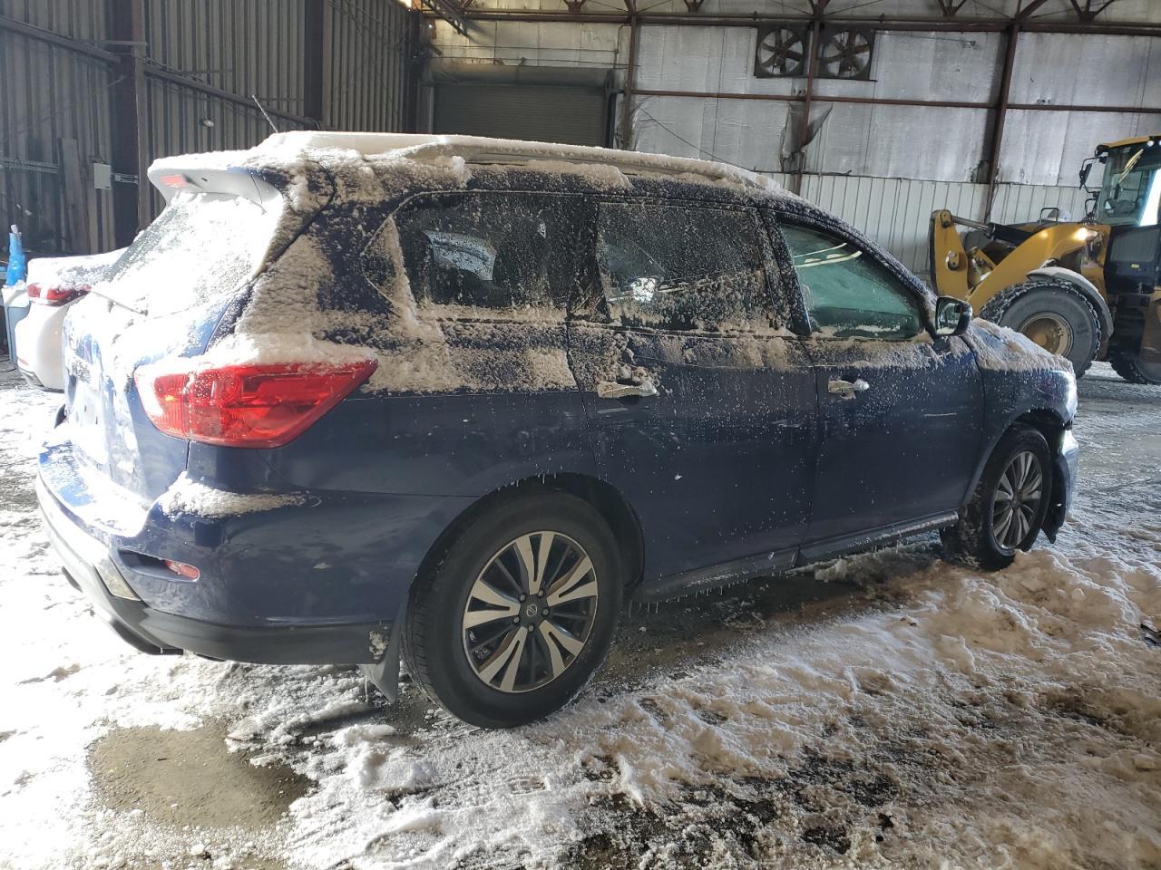 2018 NISSAN PATHFINDER - Фото 3