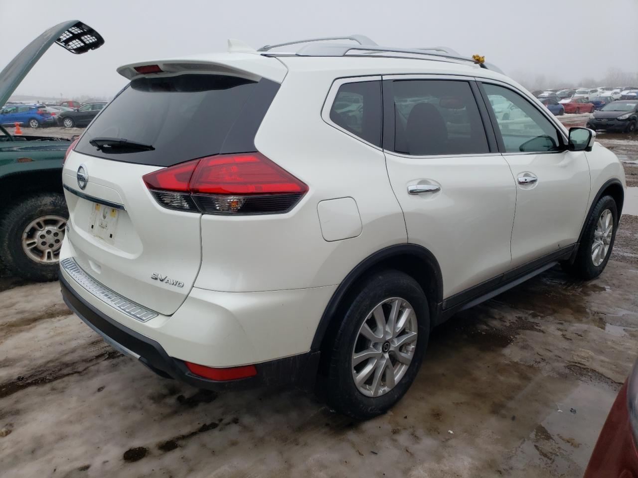 2017 NISSAN ROGUE S - Фото 3