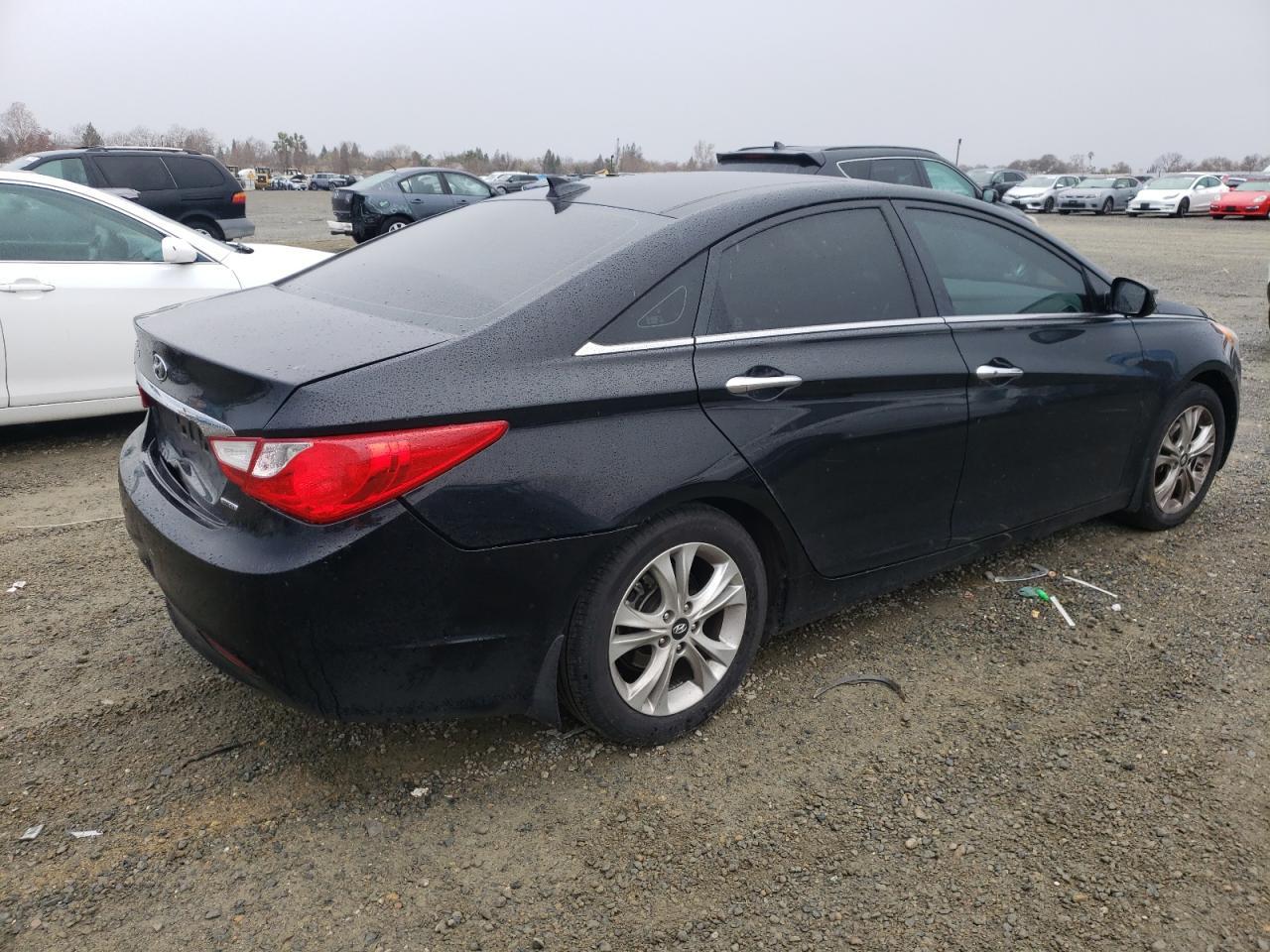 2013 HYUNDAI SONATA SE - Image 3