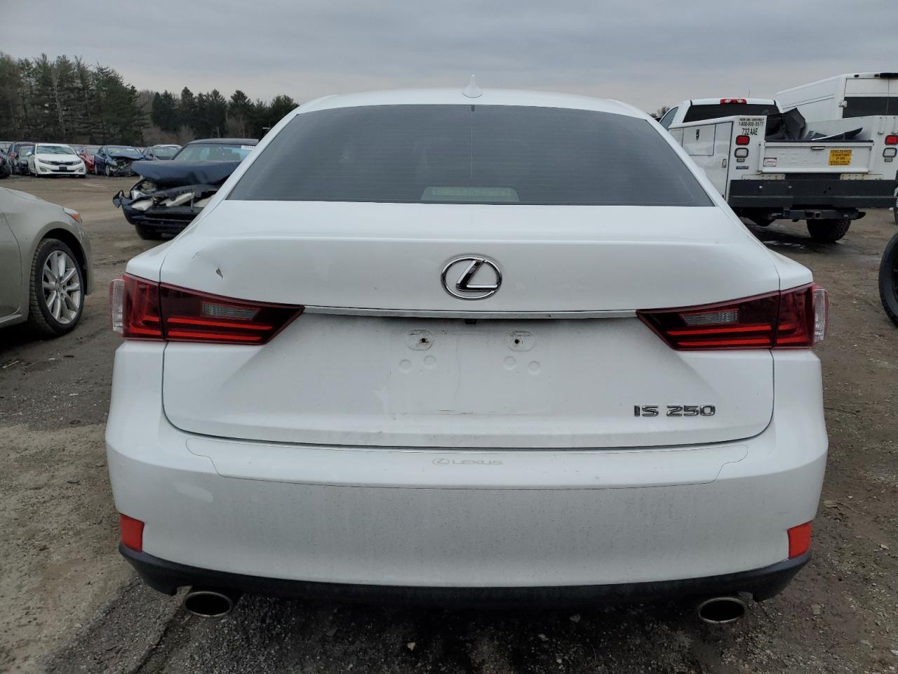 2014 LEXUS IS 250 - Фото 6