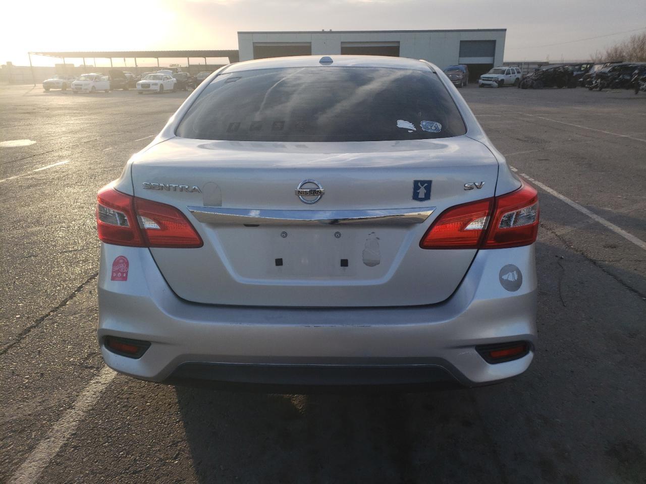 2017 NISSAN SENTRA S - Фото 6