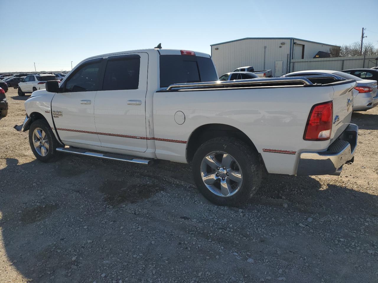 2019 RAM 1500 CLASS - Фото 2