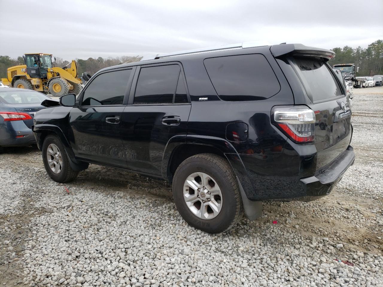 2017 TOYOTA 4RUNNER SR - Фото 2