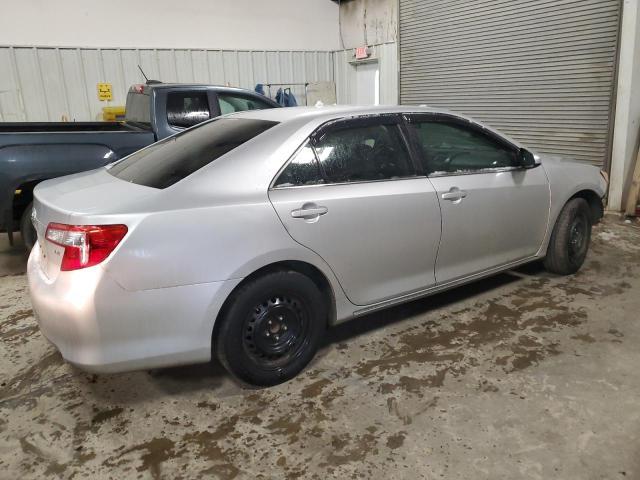 2013 Toyota Camry L - Фото 3