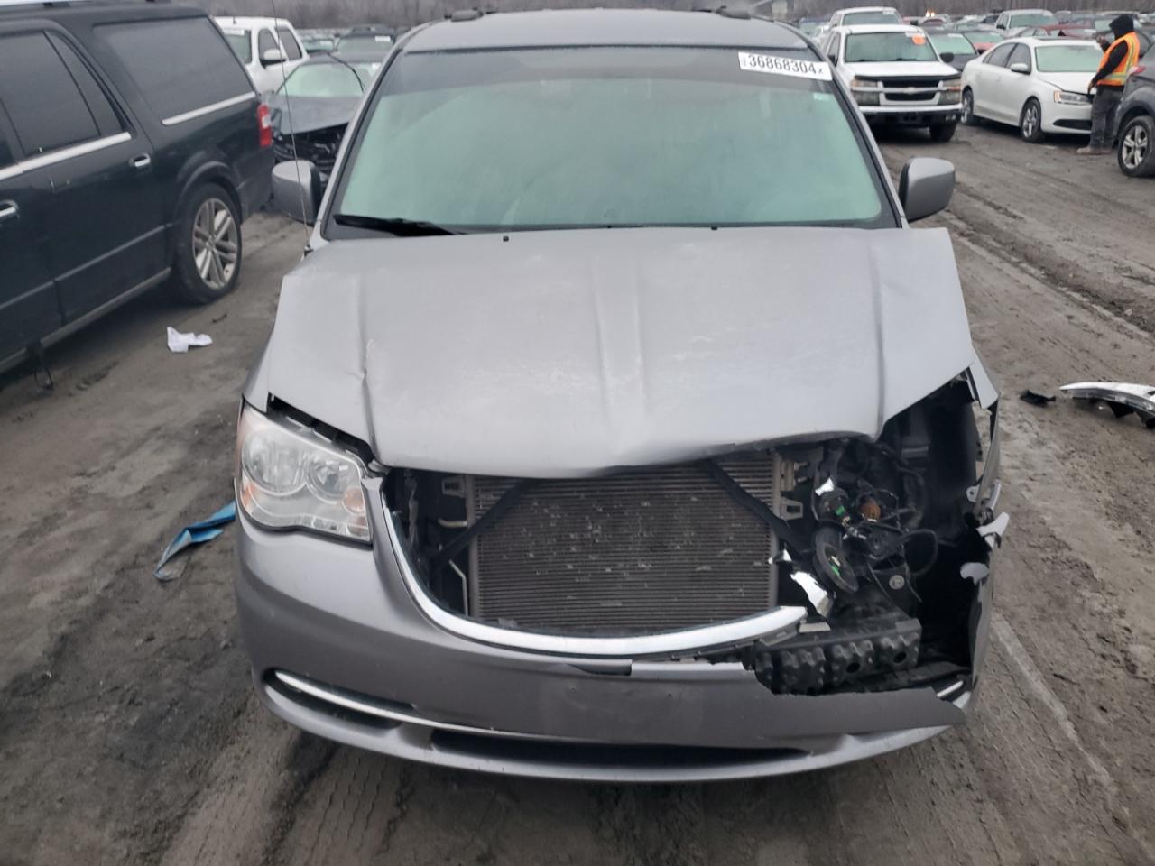 2014 CHRYSLER TOWN & COU - Фото 5