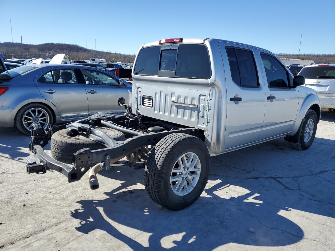 2019 NISSAN FRONTIER S - Фото 3