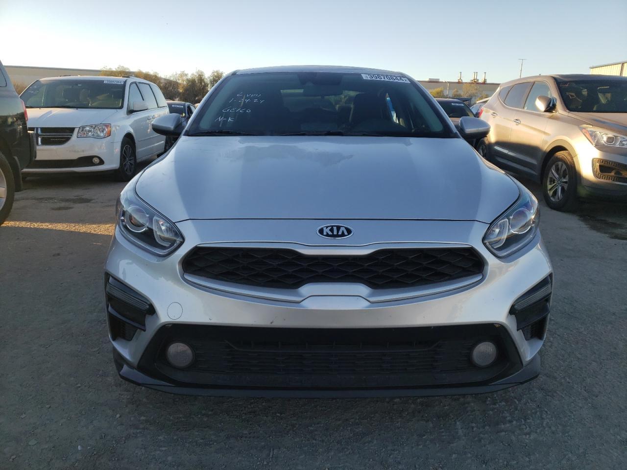 2020 KIA FORTE FE - Фото 5