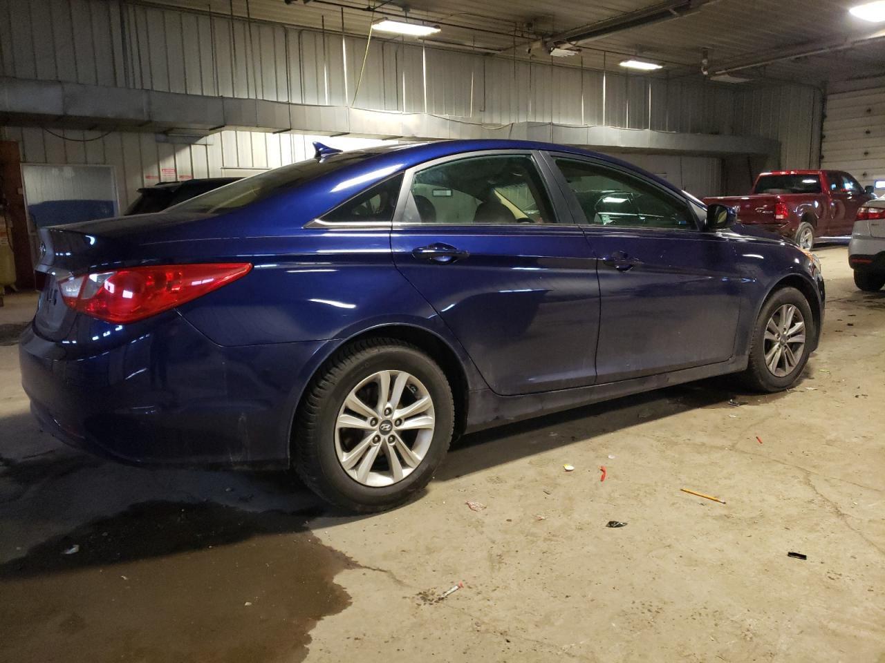 2011 HYUNDAI SONATA GLS - Image 3
