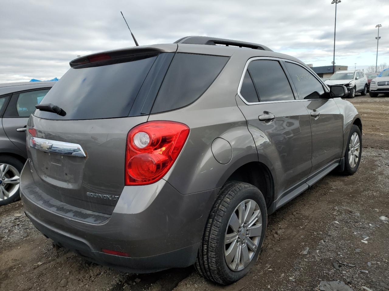 2011 CHEVROLET EQUINOX LT - Фото 3