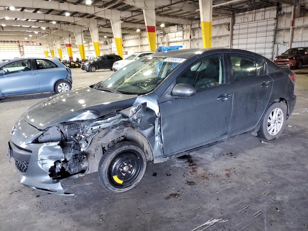 2013 MAZDA 3 I