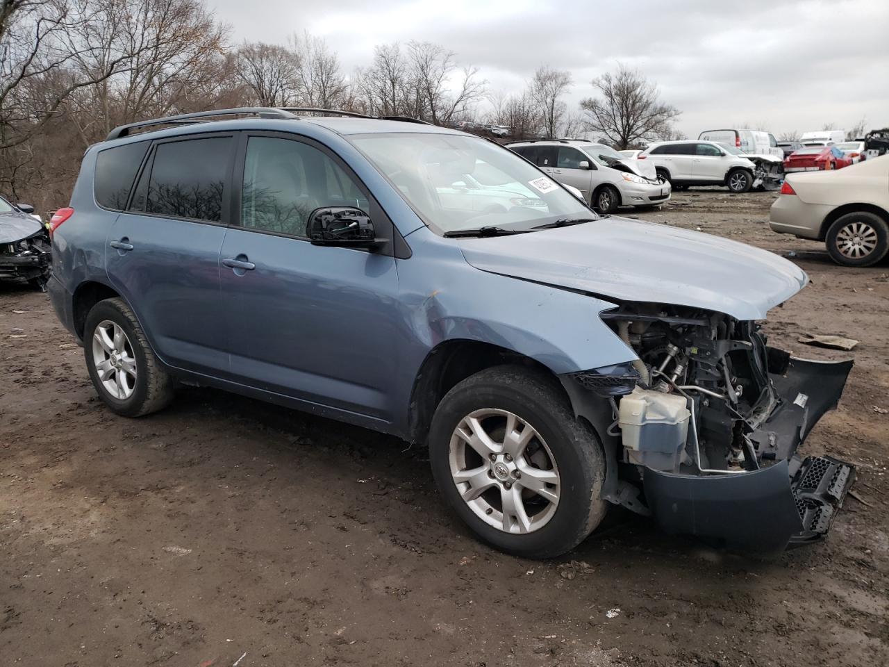 2011 TOYOTA RAV4 - Фото 4