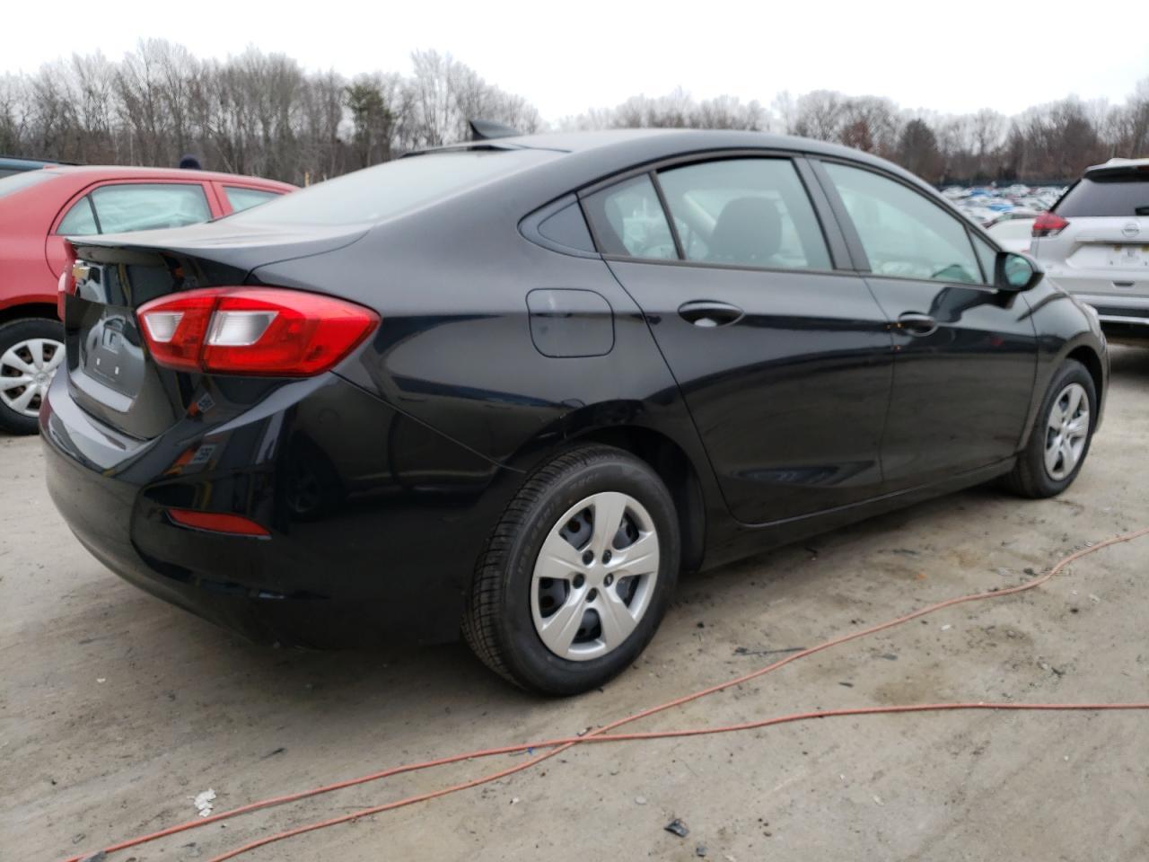 2017 CHEVROLET CRUZE LS - Image 3