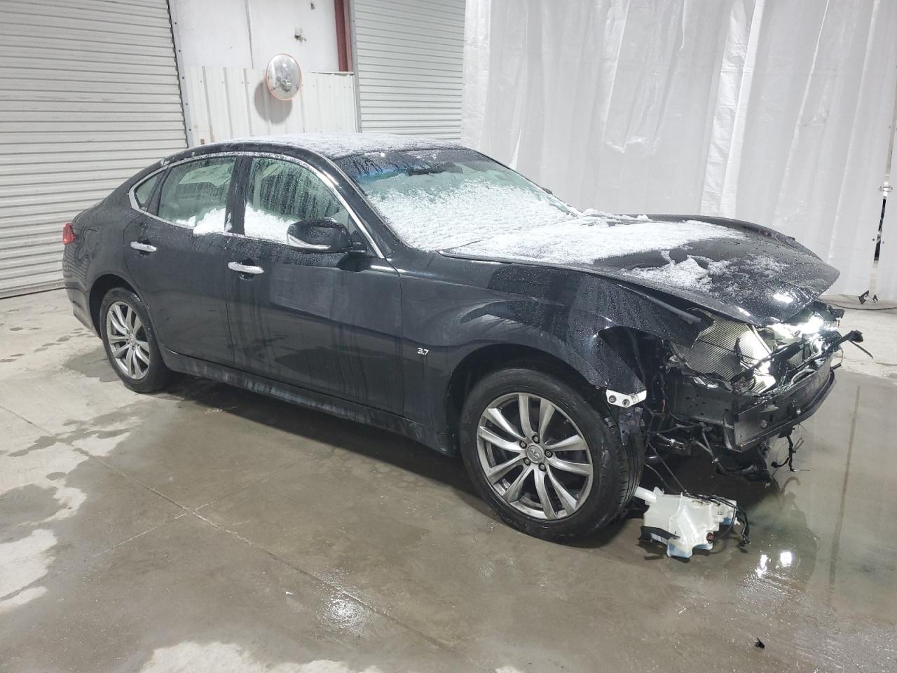 2015 INFINITI Q70 3.7 - Image 4