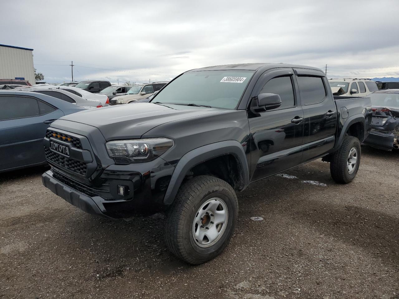 2017 TOYOTA TACOMA DOU