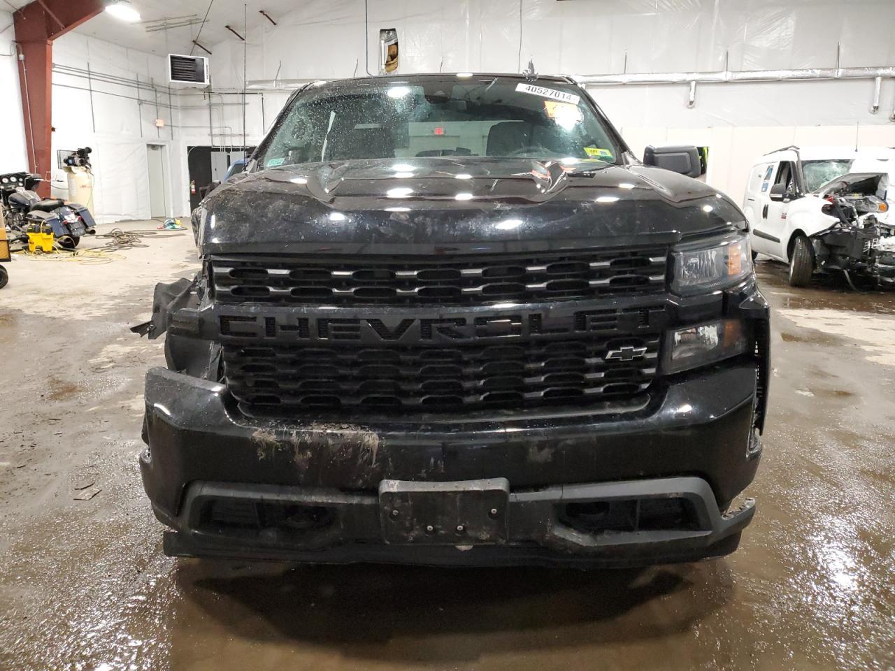 2021 CHEVROLET SILVERADO - Фото 5