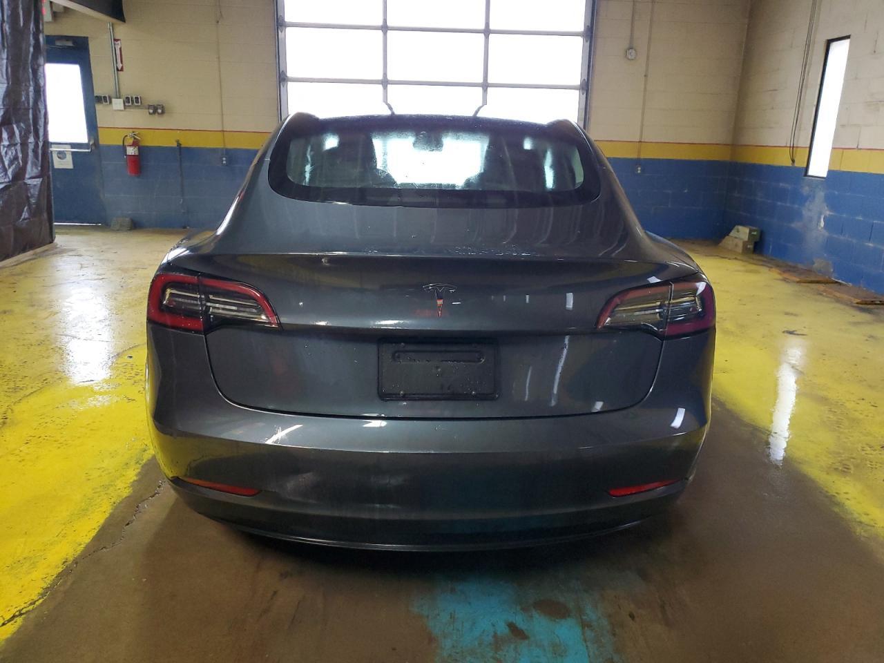2022 TESLA MODEL 3 - Image 6