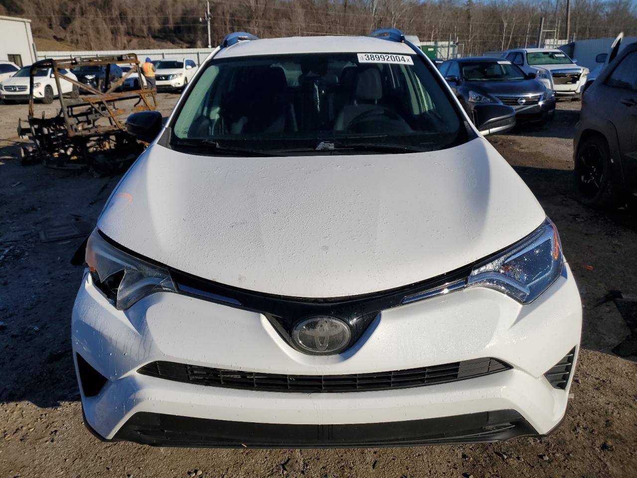 2017 TOYOTA RAV4 LE - Фото 5