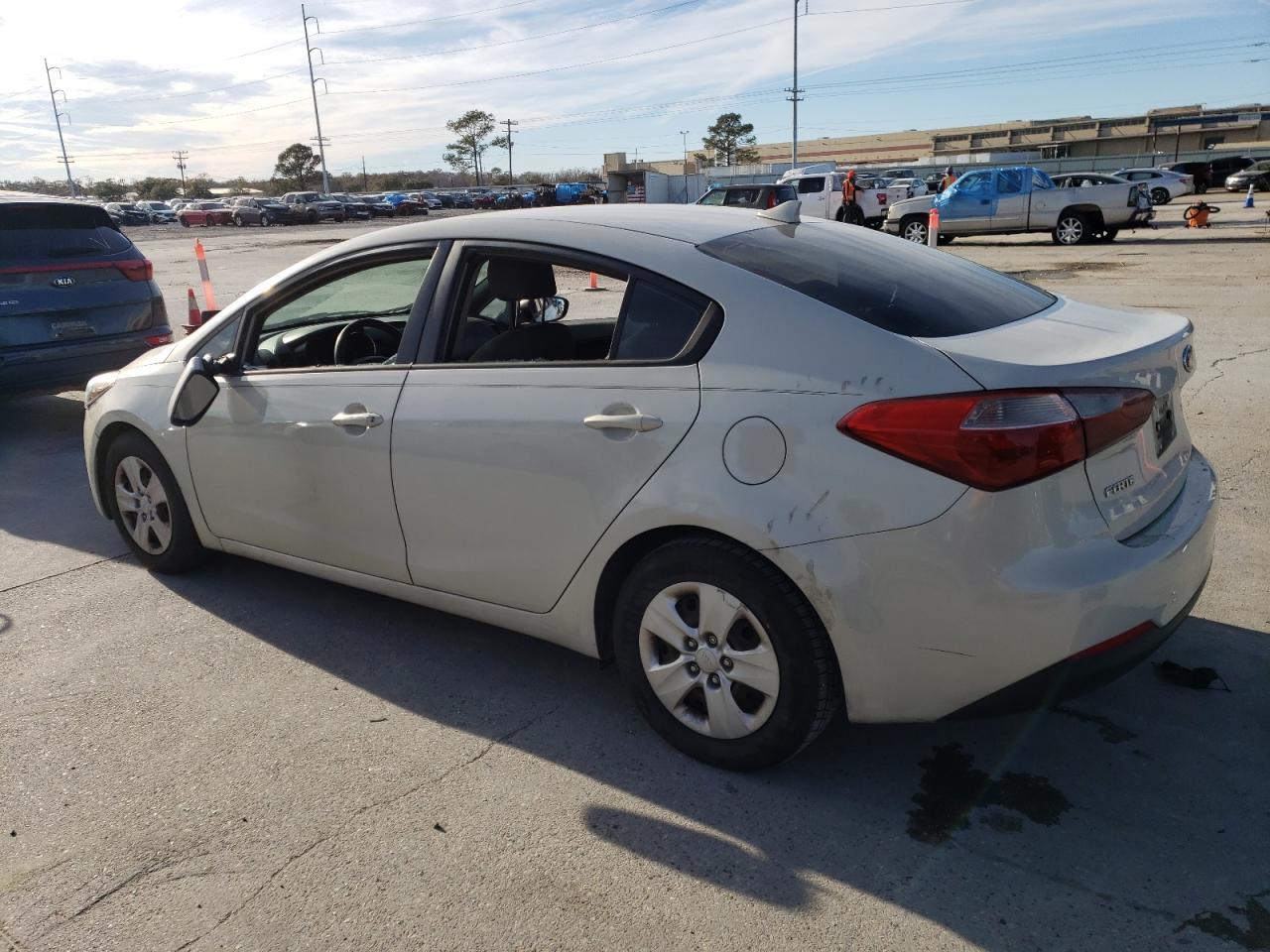 2015 KIA FORTE LX - Фото 2