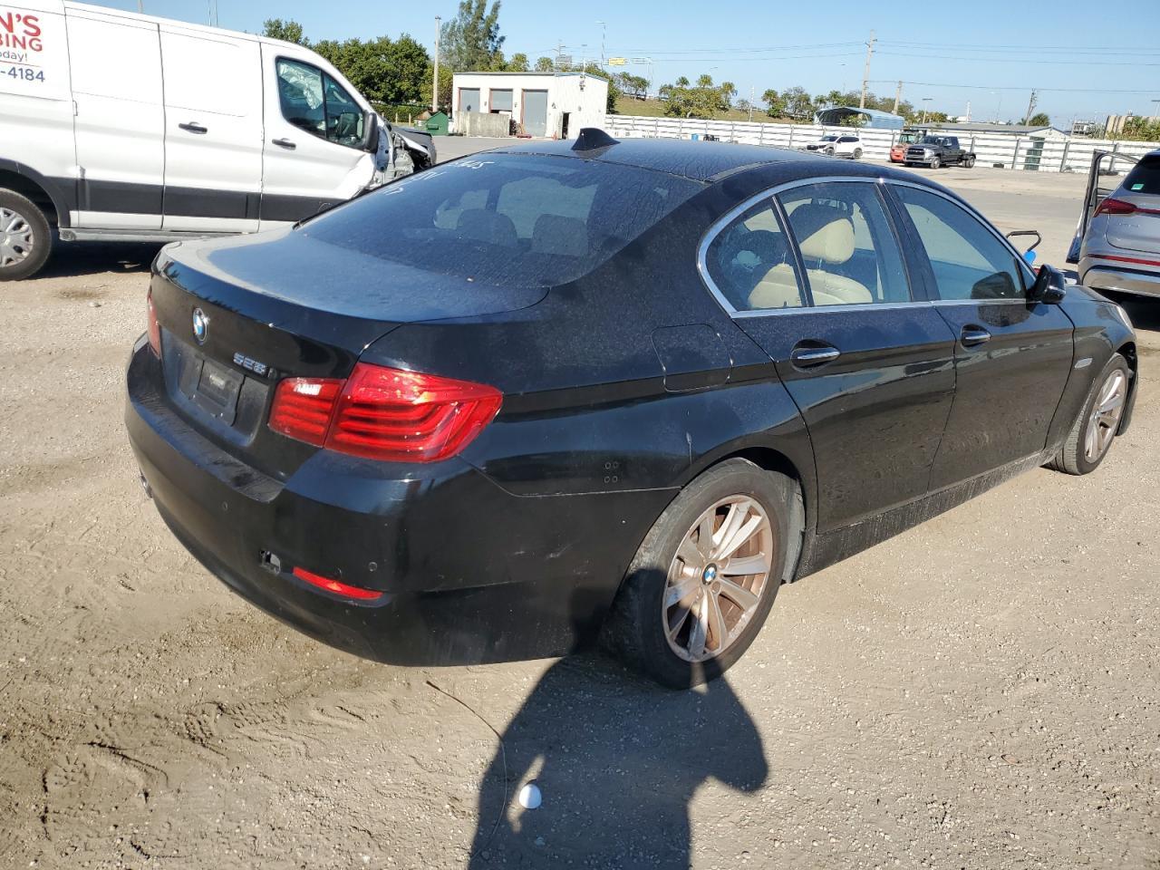 2016 BMW 528 I - Фото 3
