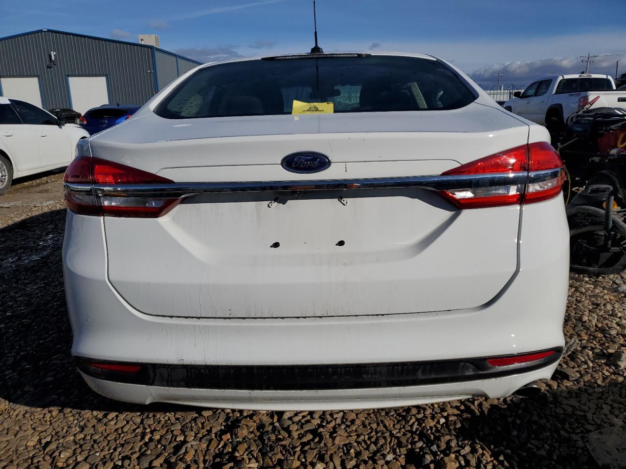 2017 FORD FUSION SE - Фото 6