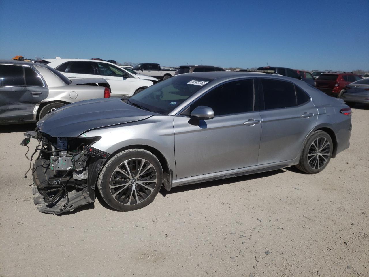 2020 TOYOTA CAMRY SE