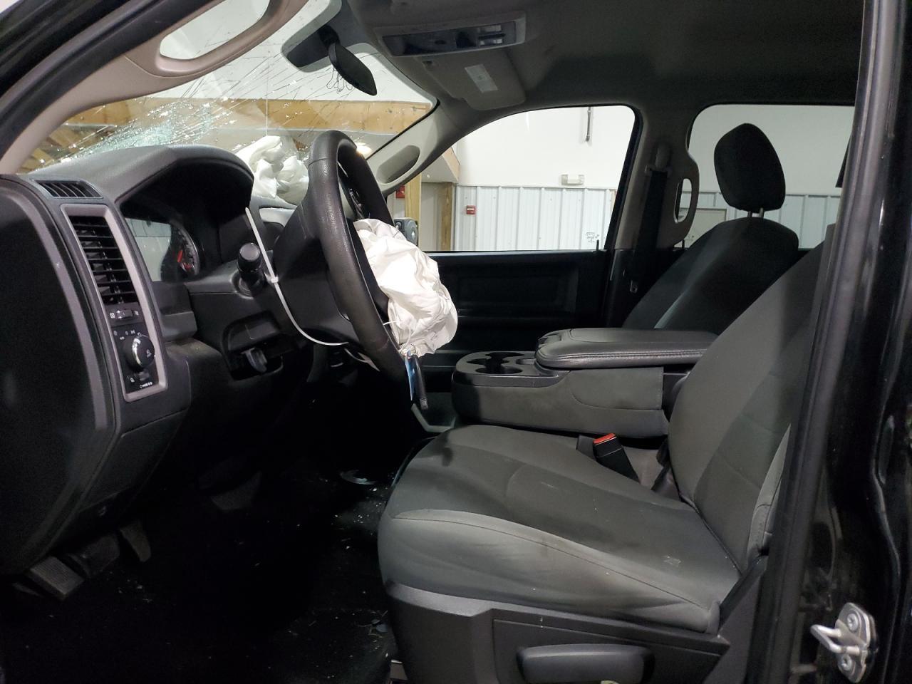 2018 RAM 1500 ST - Image 7