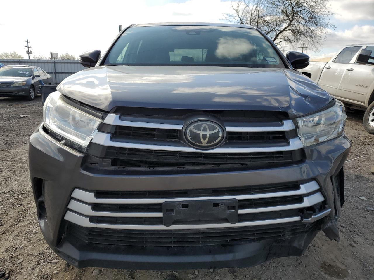 2018 TOYOTA HIGHLANDER - Фото 5
