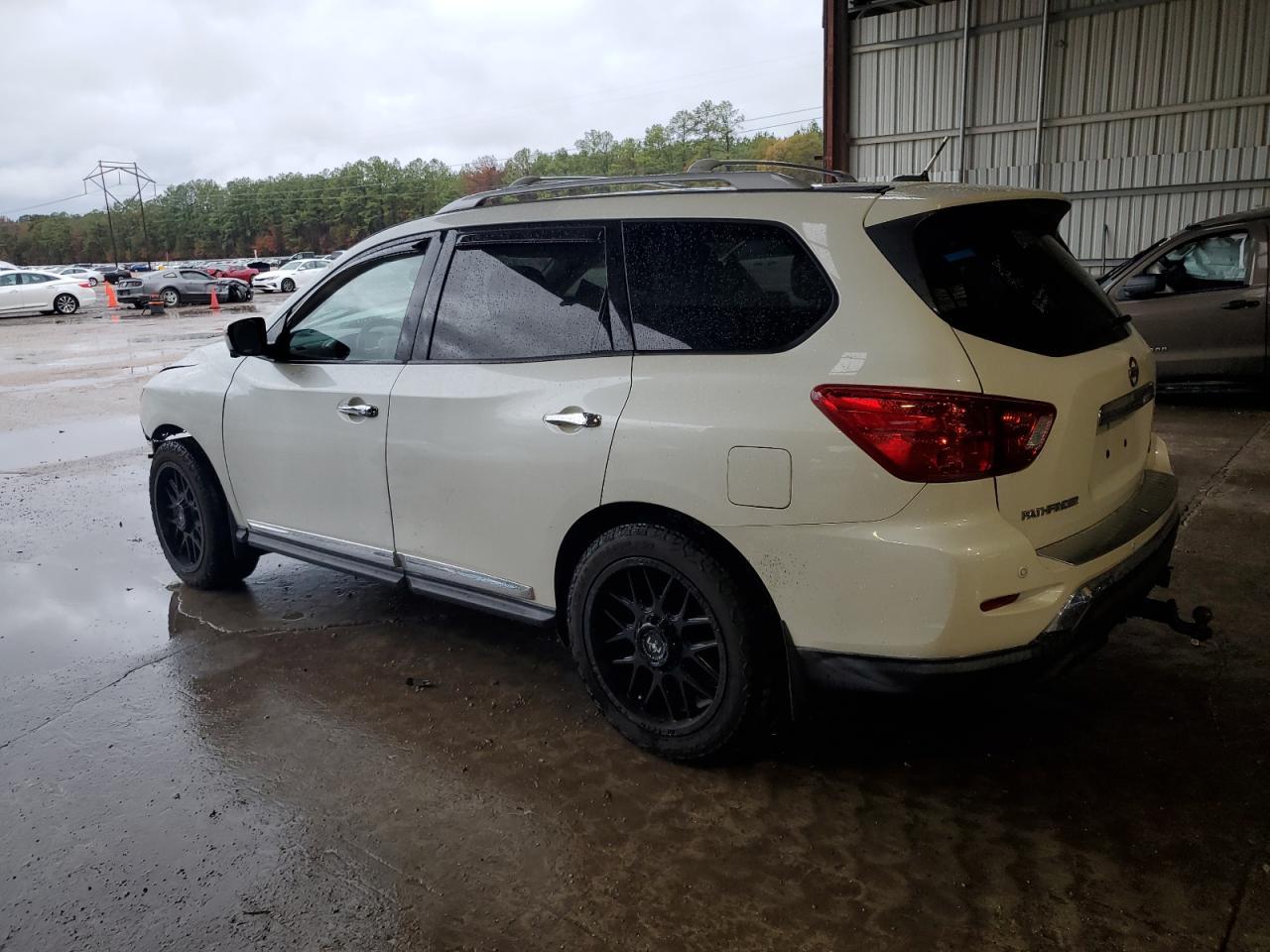 2018 NISSAN PATHFINDER - Image 2