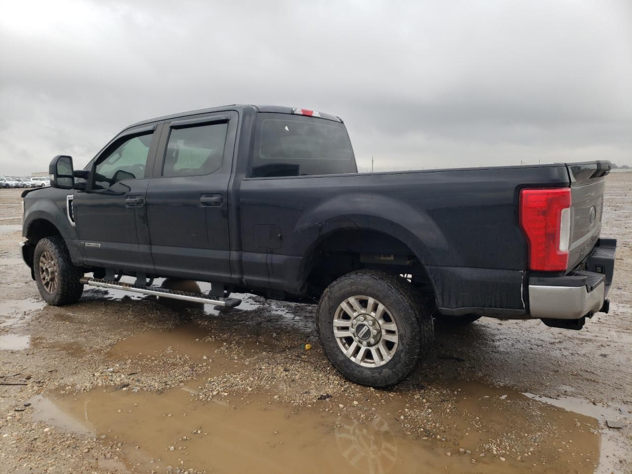 2017 FORD F250 SUPER - Image 2
