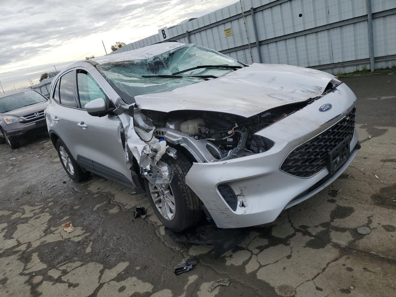 2020 FORD ESCAPE SE - Image 4