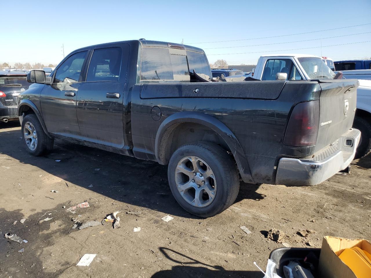 2015 RAM 1500 SLT - Image 2