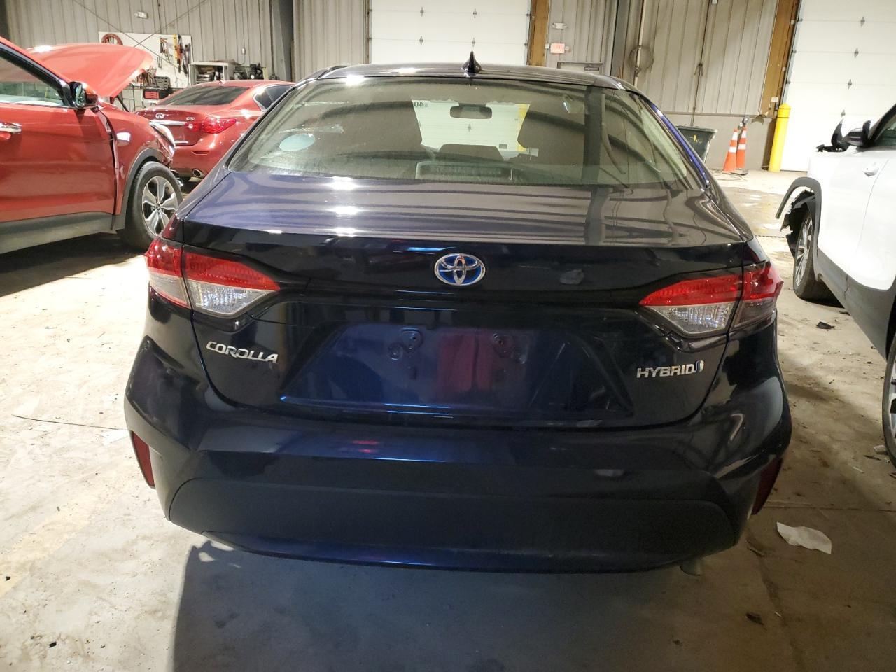 2022 TOYOTA COROLLA LE - Image 6