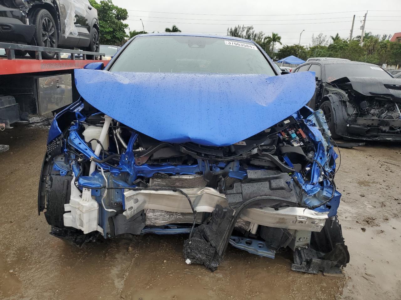 2021 TOYOTA C-HR XLE - Фото 5