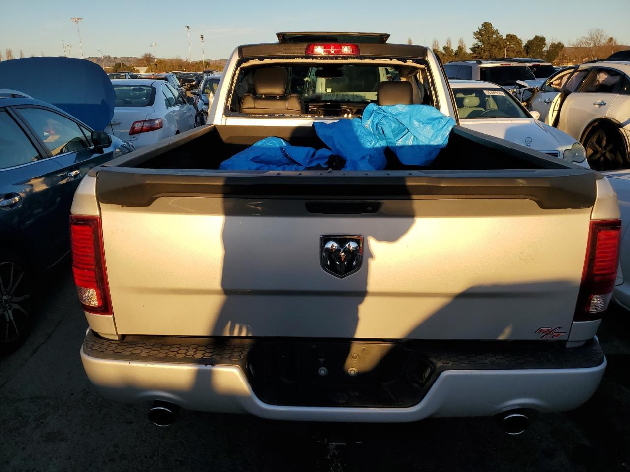 2017 RAM 1500 SPORT - Фото 6