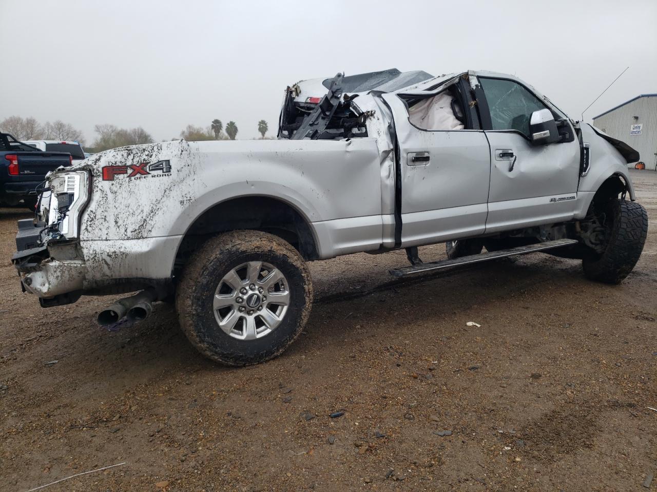 2017 FORD F250 SUPER - Image 3