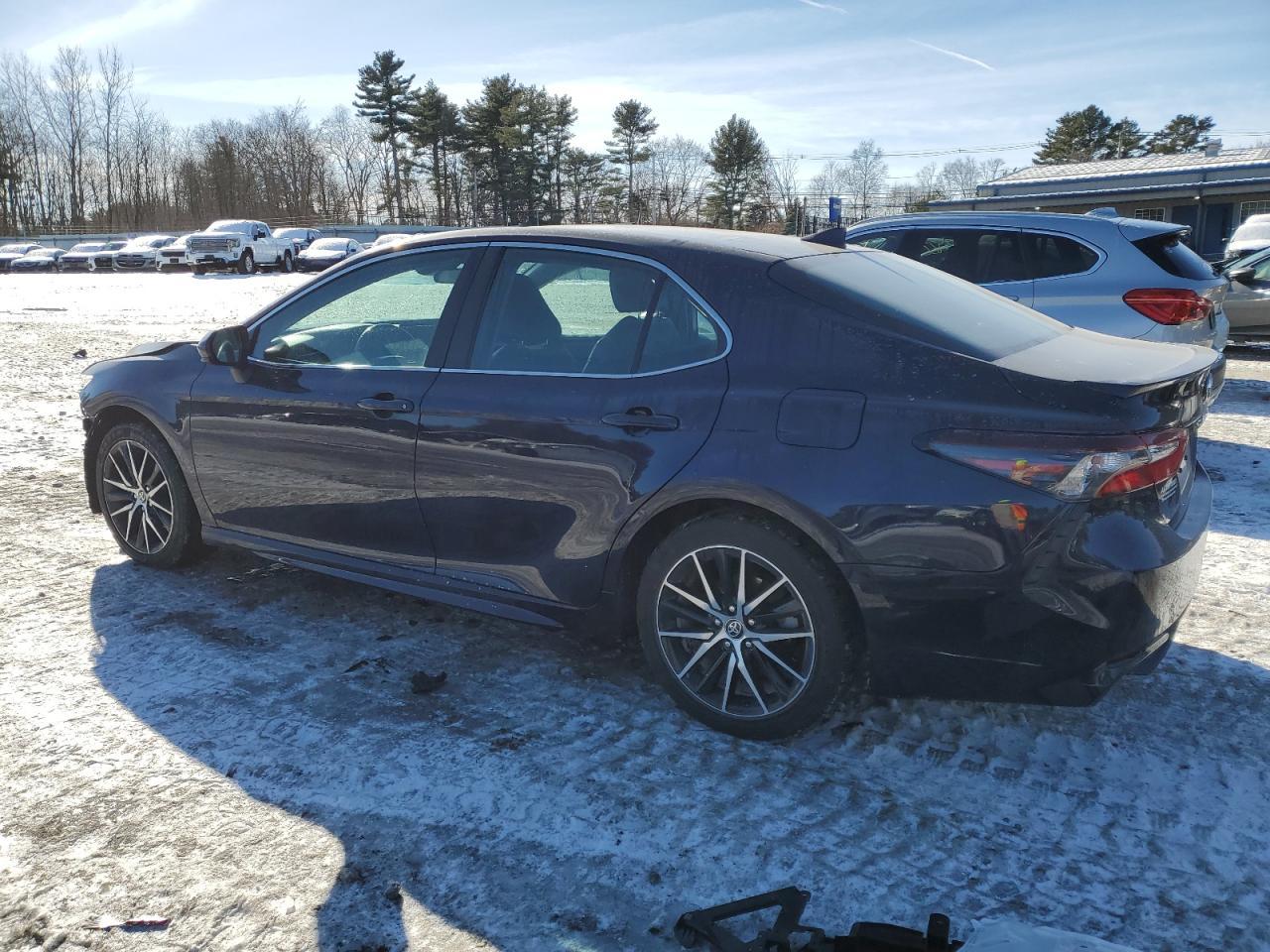 2021 TOYOTA CAMRY SE - Фото 2