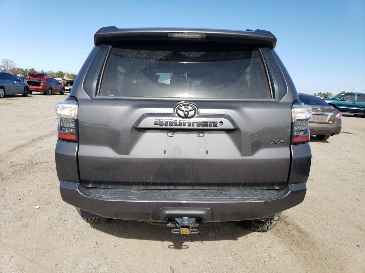 2019 TOYOTA 4RUNNER SR - Image 6