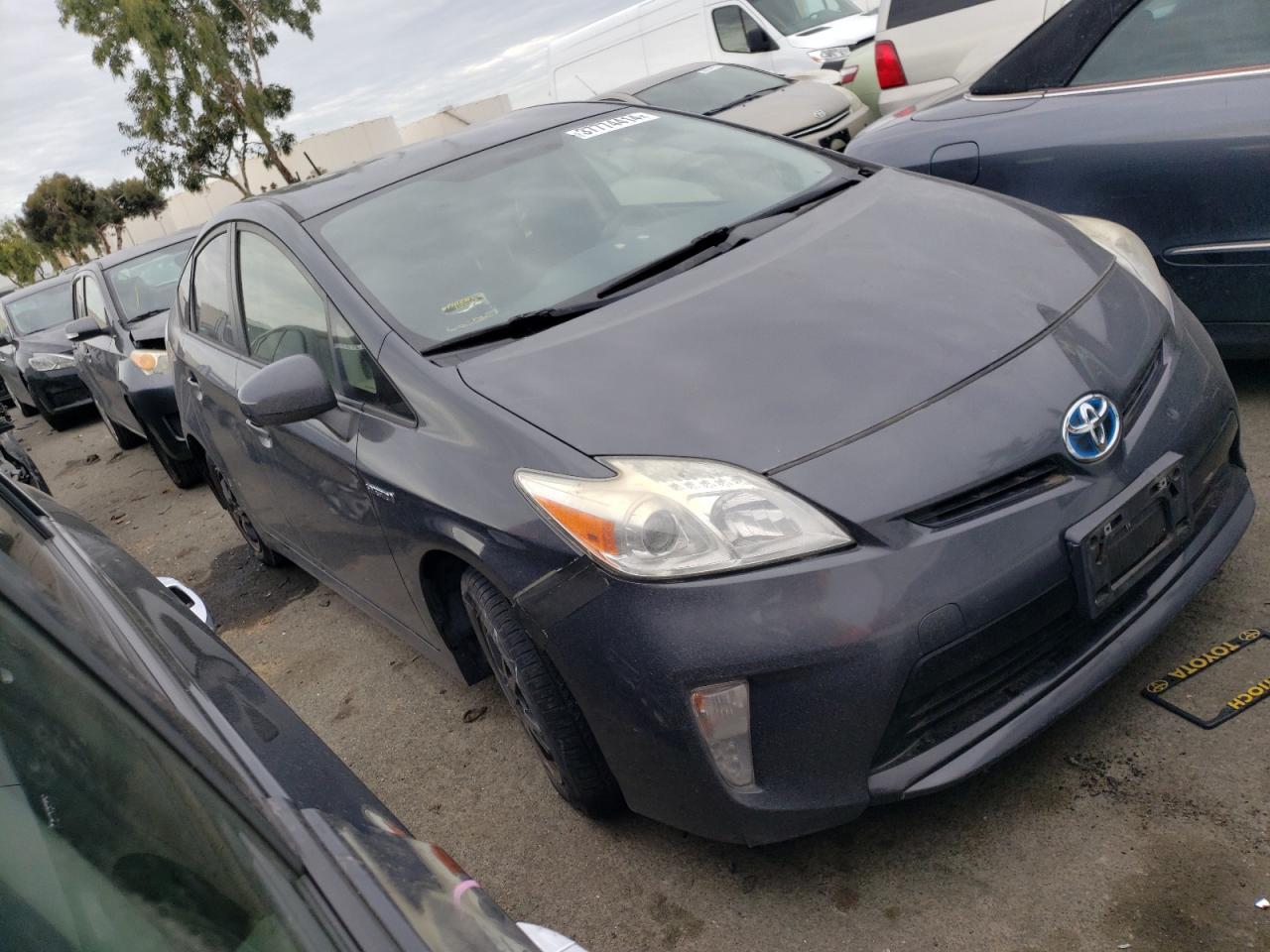 2015 TOYOTA PRIUS - Фото 4