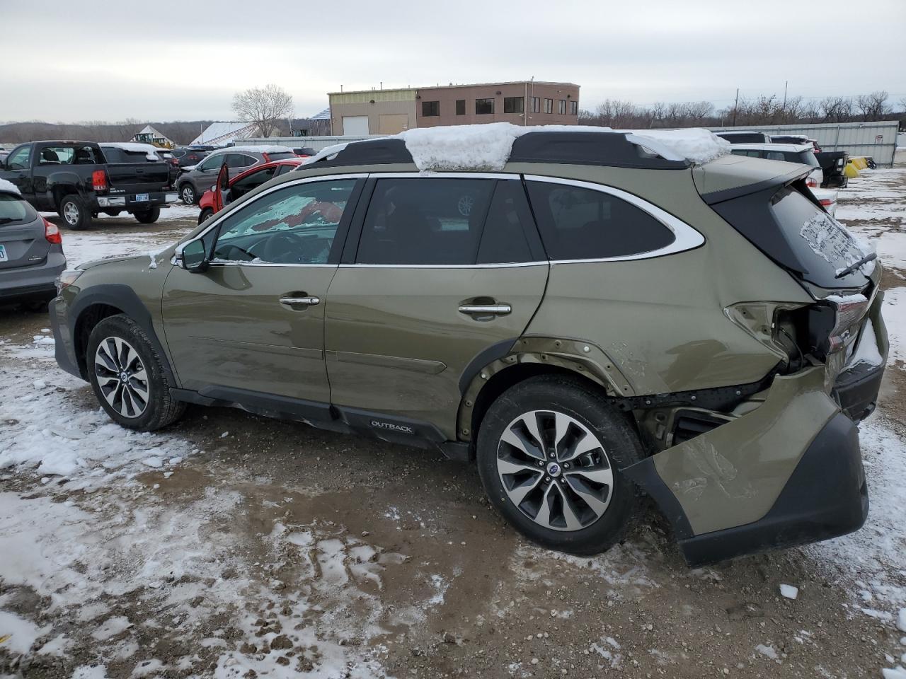 2024 SUBARU OUTBACK TO - Фото 2