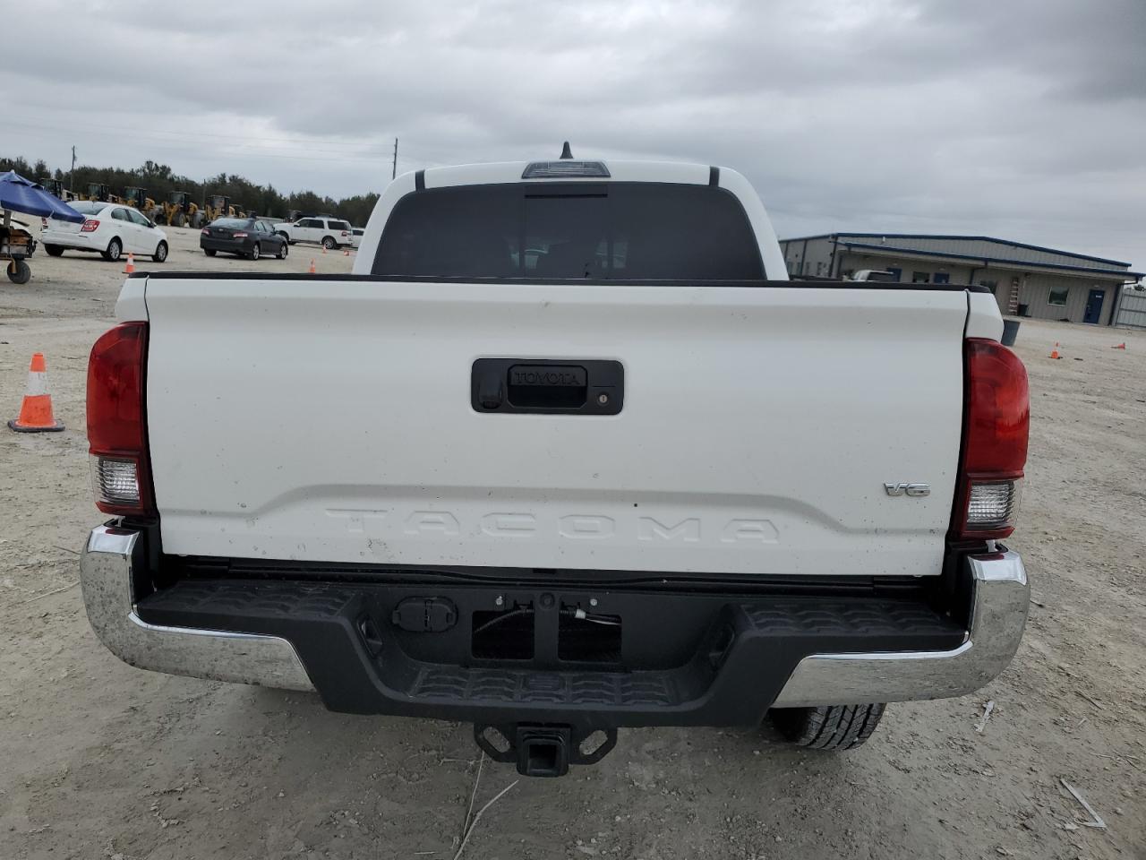 2023 TOYOTA TACOMA DOU - Фото 6