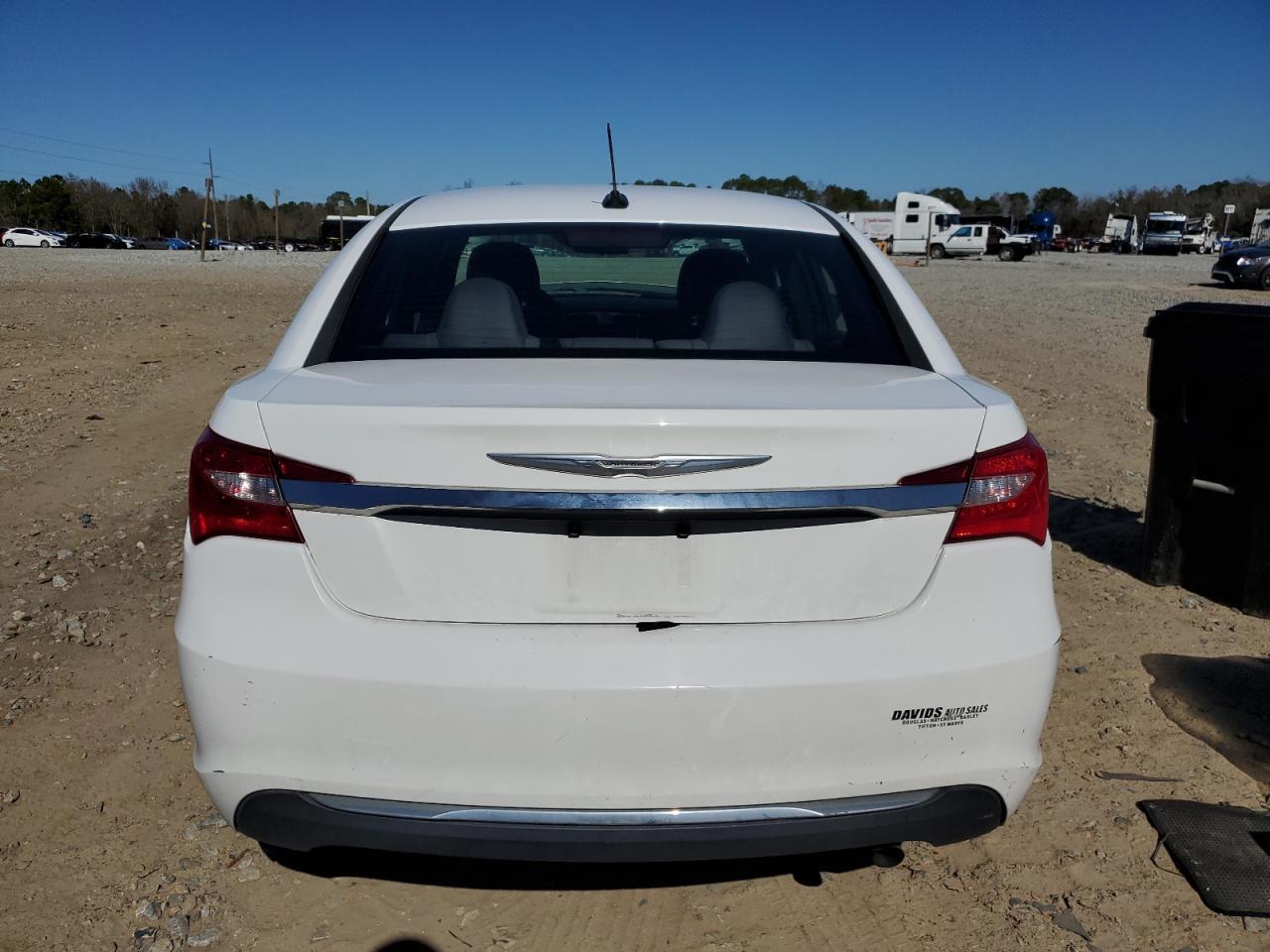 2012 CHRYSLER 200 LX - Image 6