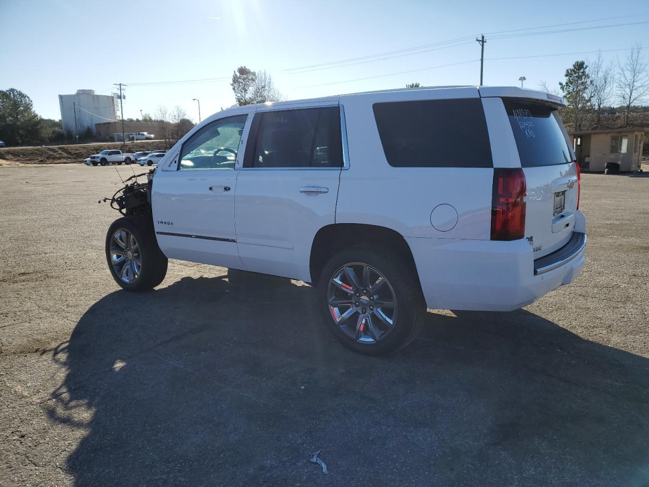 2019 CHEVROLET TAHOE C150 - Фото 2