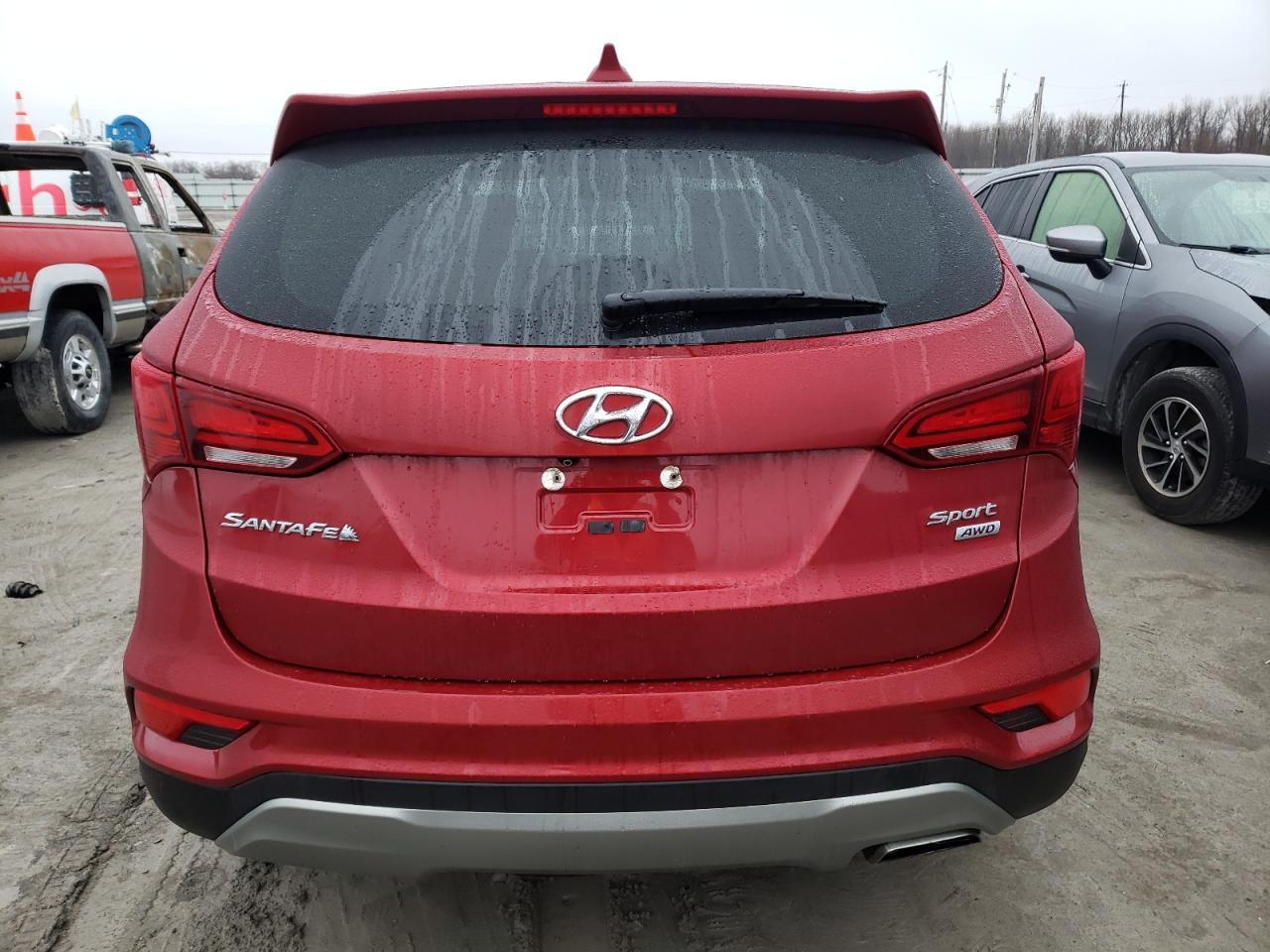 2017 HYUNDAI SANTA FE S - Image 6