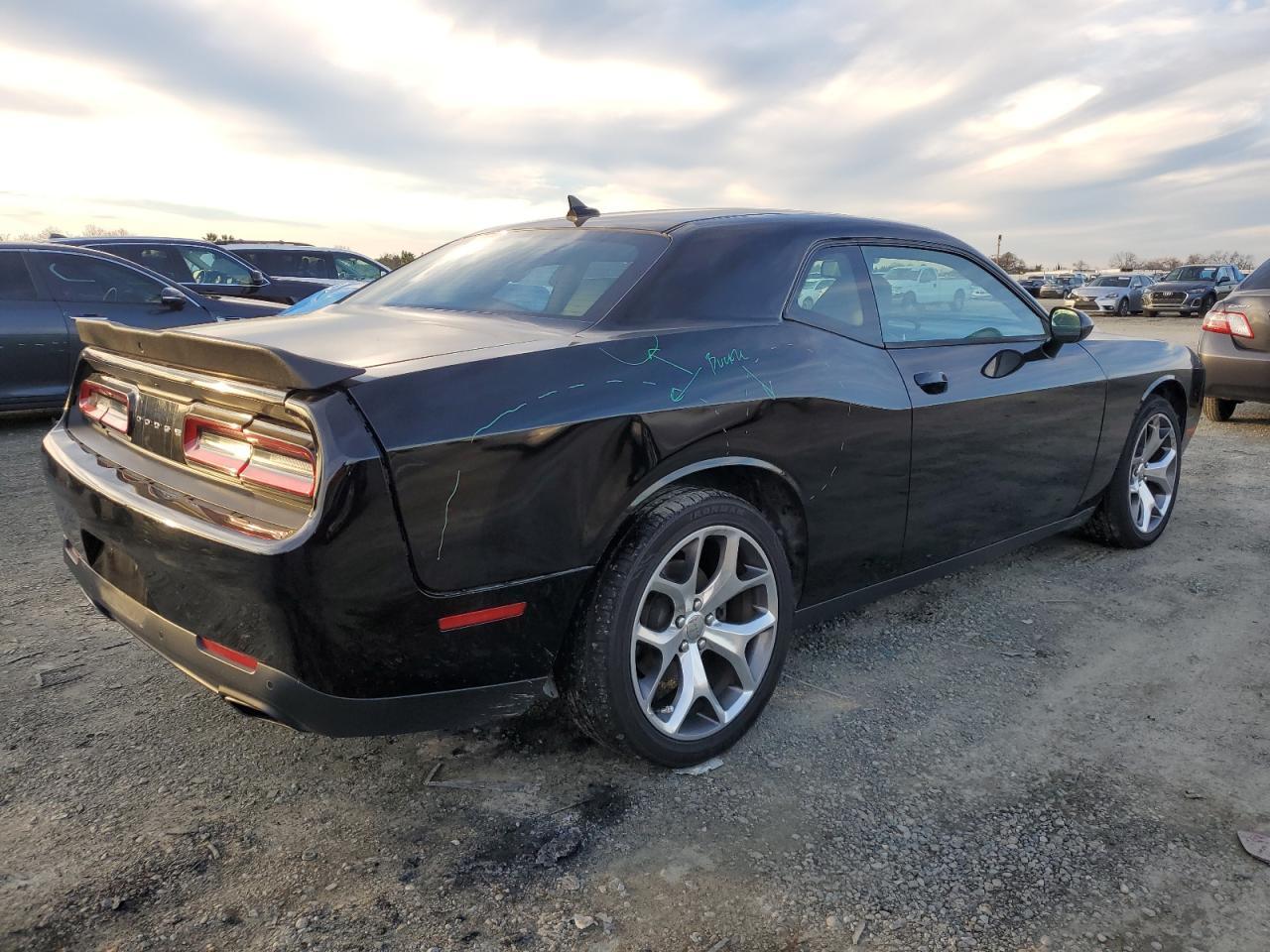 2015 DODGE CHALLENGER - Фото 3