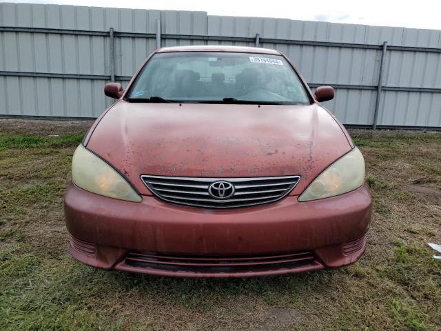 2006 Toyota Camry Le - Фото 5