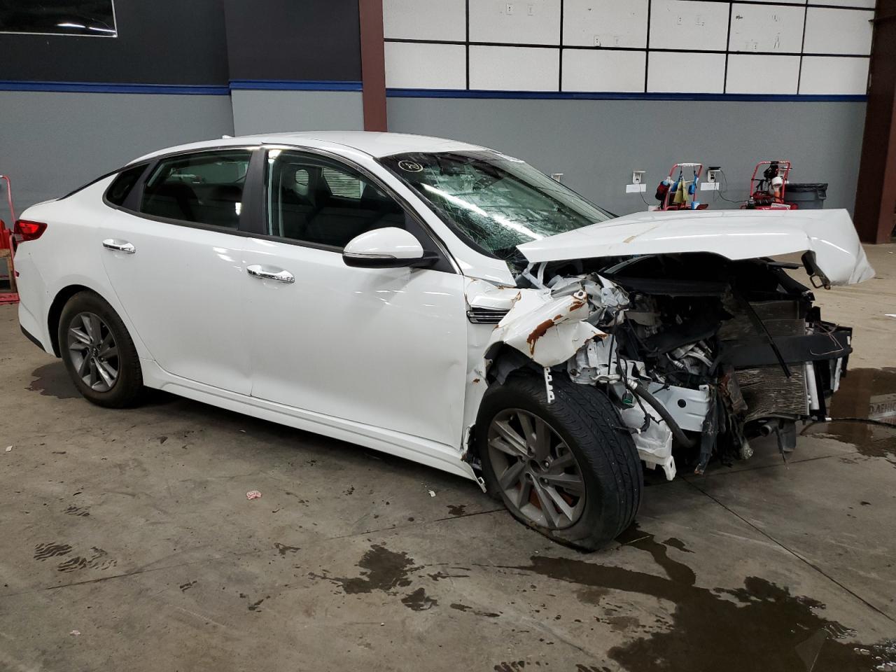 2020 KIA OPTIMA LX - Фото 4