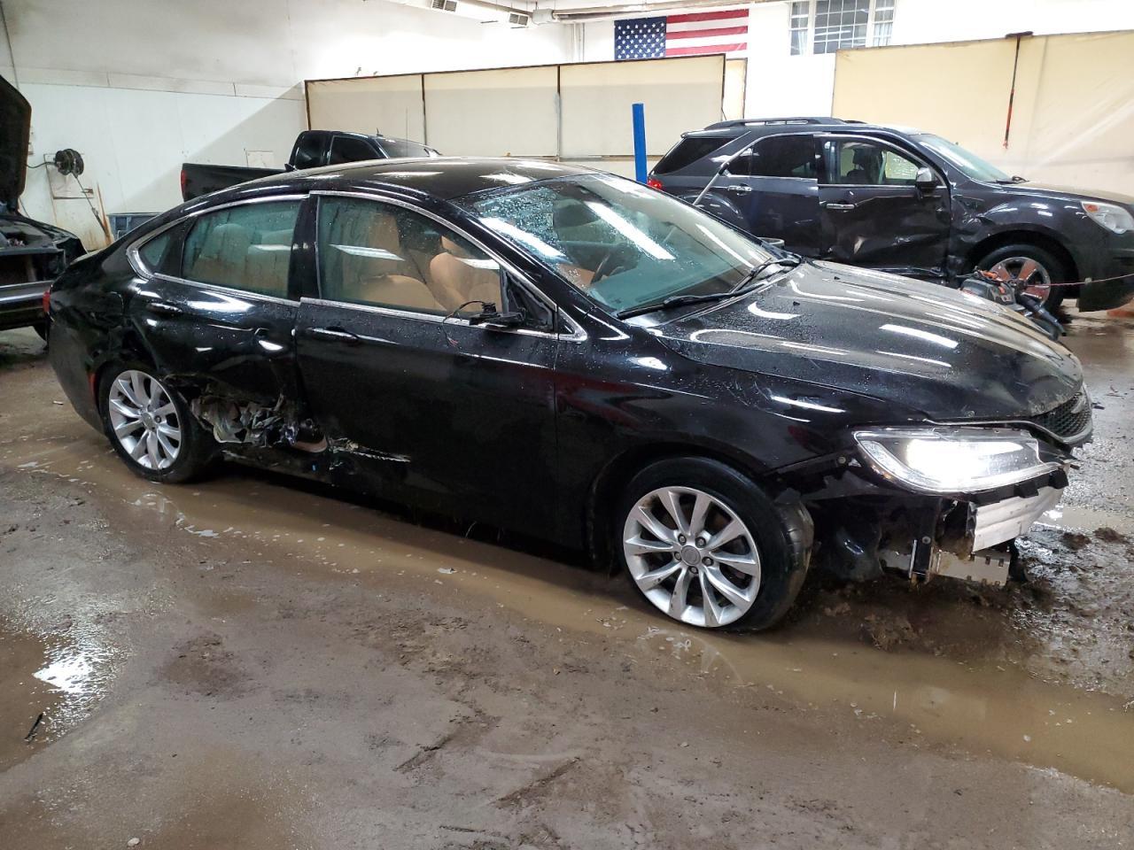 2015 CHRYSLER 200 C - Фото 4