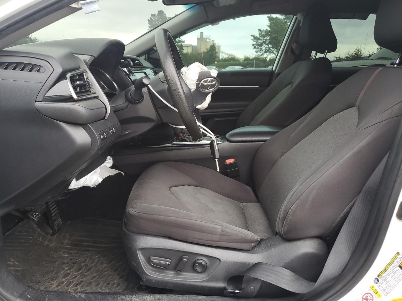 2019 TOYOTA CAMRY L - Image 7