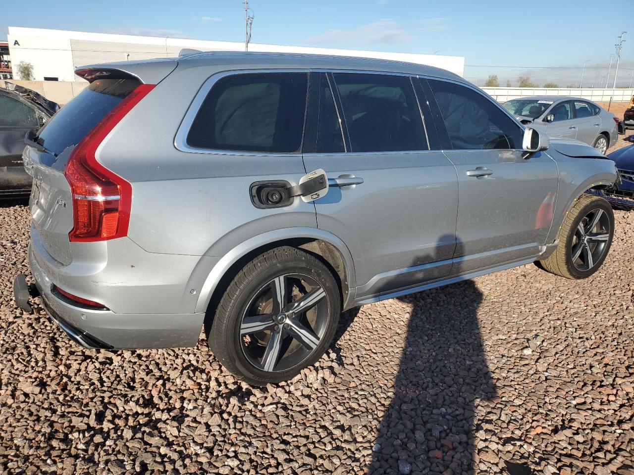 2016 VOLVO XC90 T6 - Image 3