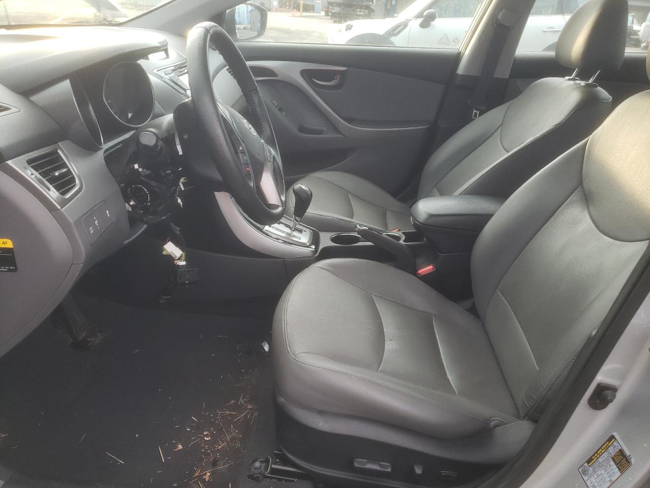 2013 HYUNDAI ELANTRA GL - Image 7